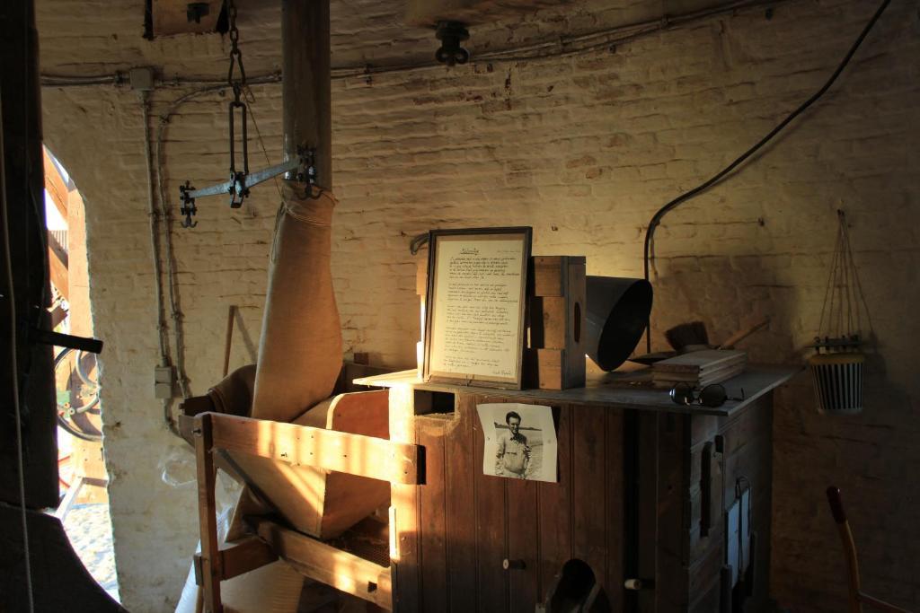 De Rosmolen Villa Ertvelde Bagian luar foto